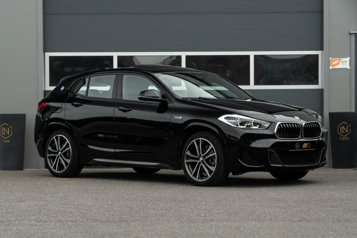 xDrive25e M-sport | Pano| DAB | Apple carplay | HUD