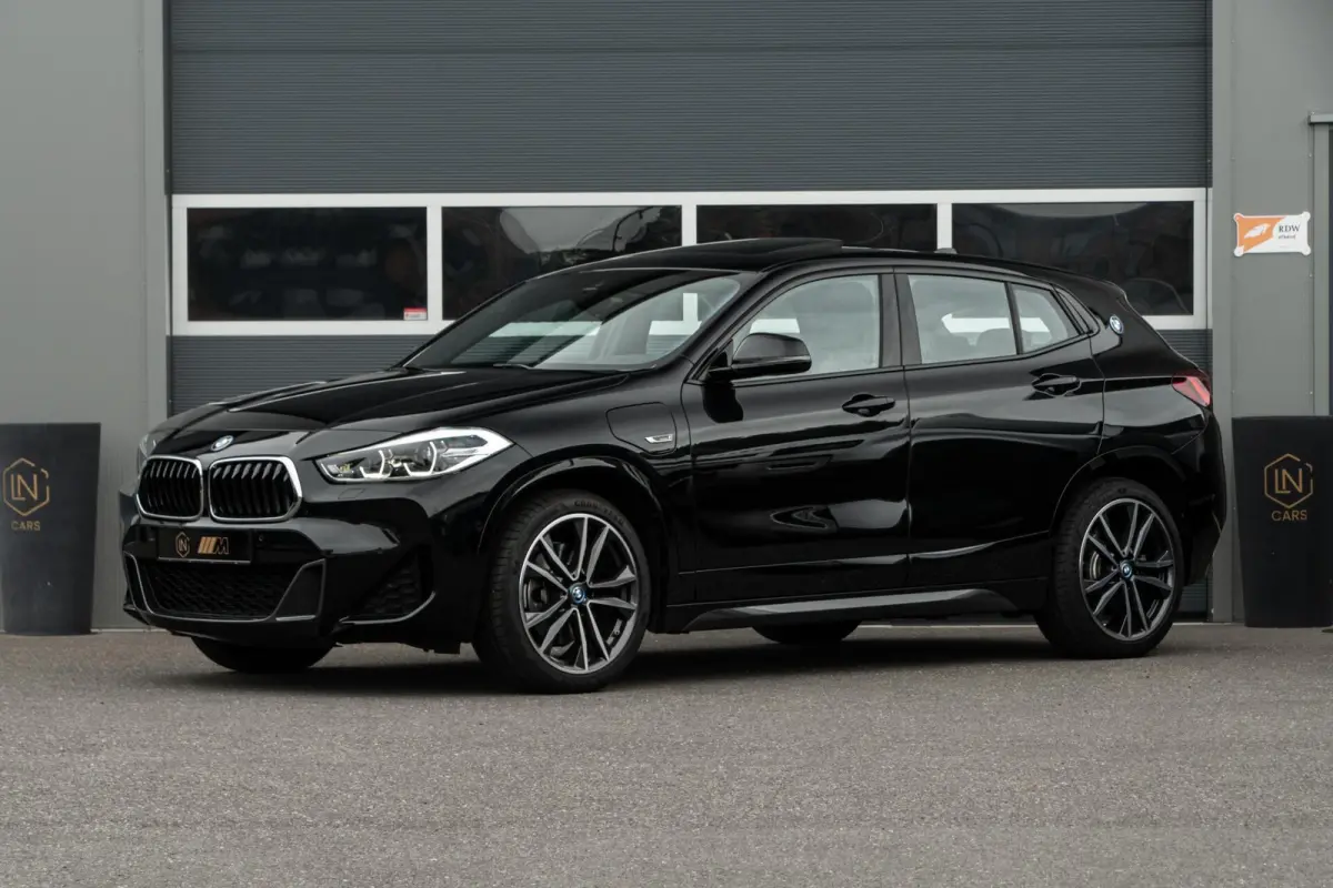 xDrive25e M-sport | Pano| DAB | Apple carplay | HUD