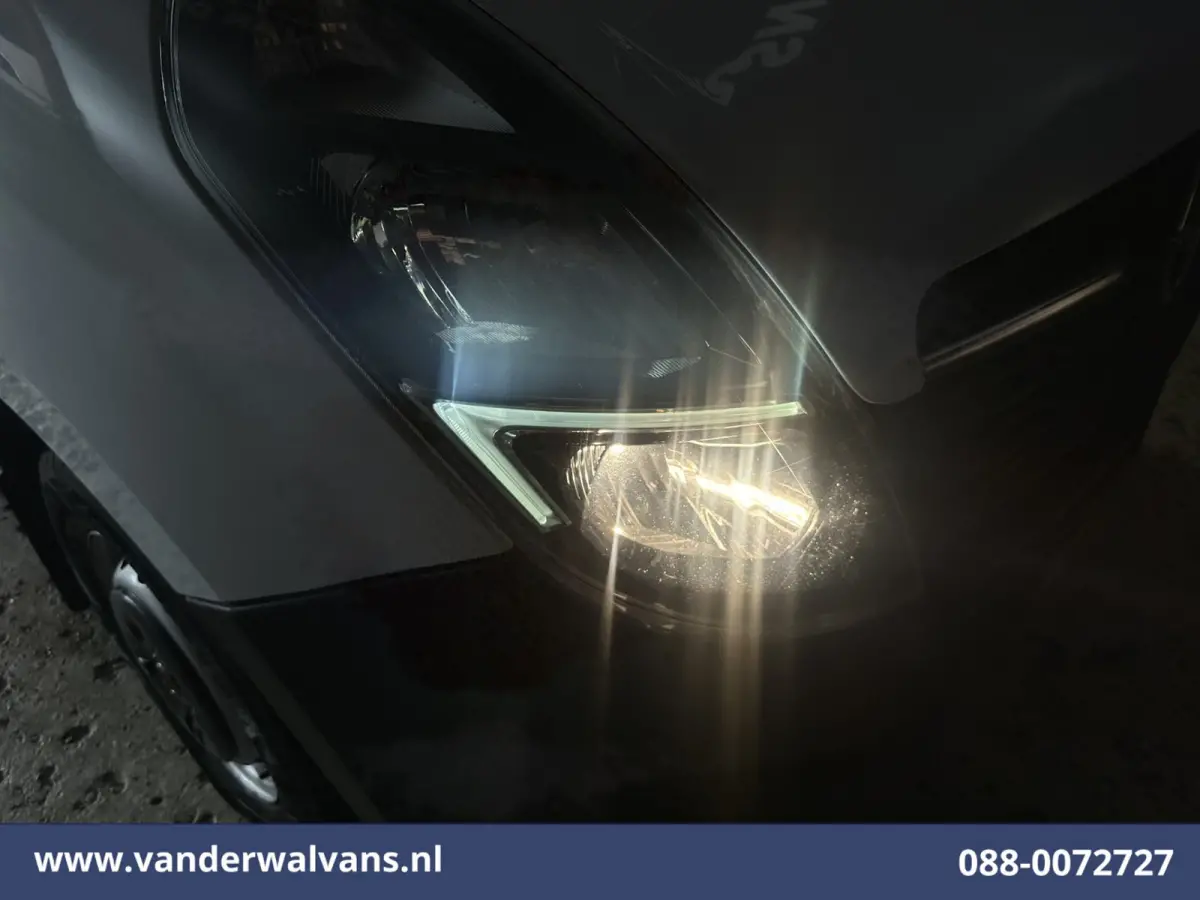 2.3 Turbo 136pk L2H3 Euro6 Airco | Camera | Imperiaal | LED | 2500kg Trekhaak | Cruisecontrol Parkeersensoren