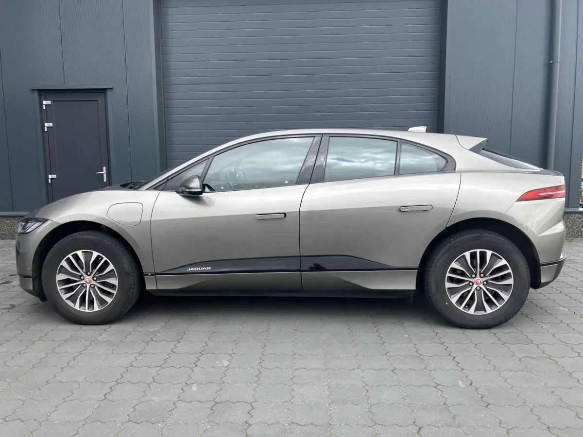EV400 Business Edition S 90 kWh PANO LEER MERIDIAN 1e eig.! NL-auto!