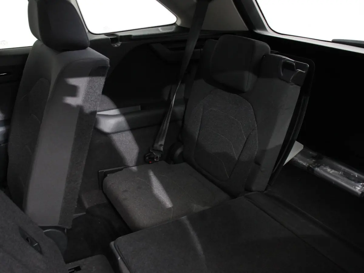 1.5 TSI Automaat Selection 7p. Navigatie Apple Carplay Android Auto Parkeersensor achter Stoel- en stuurverwarming Ledverlichting