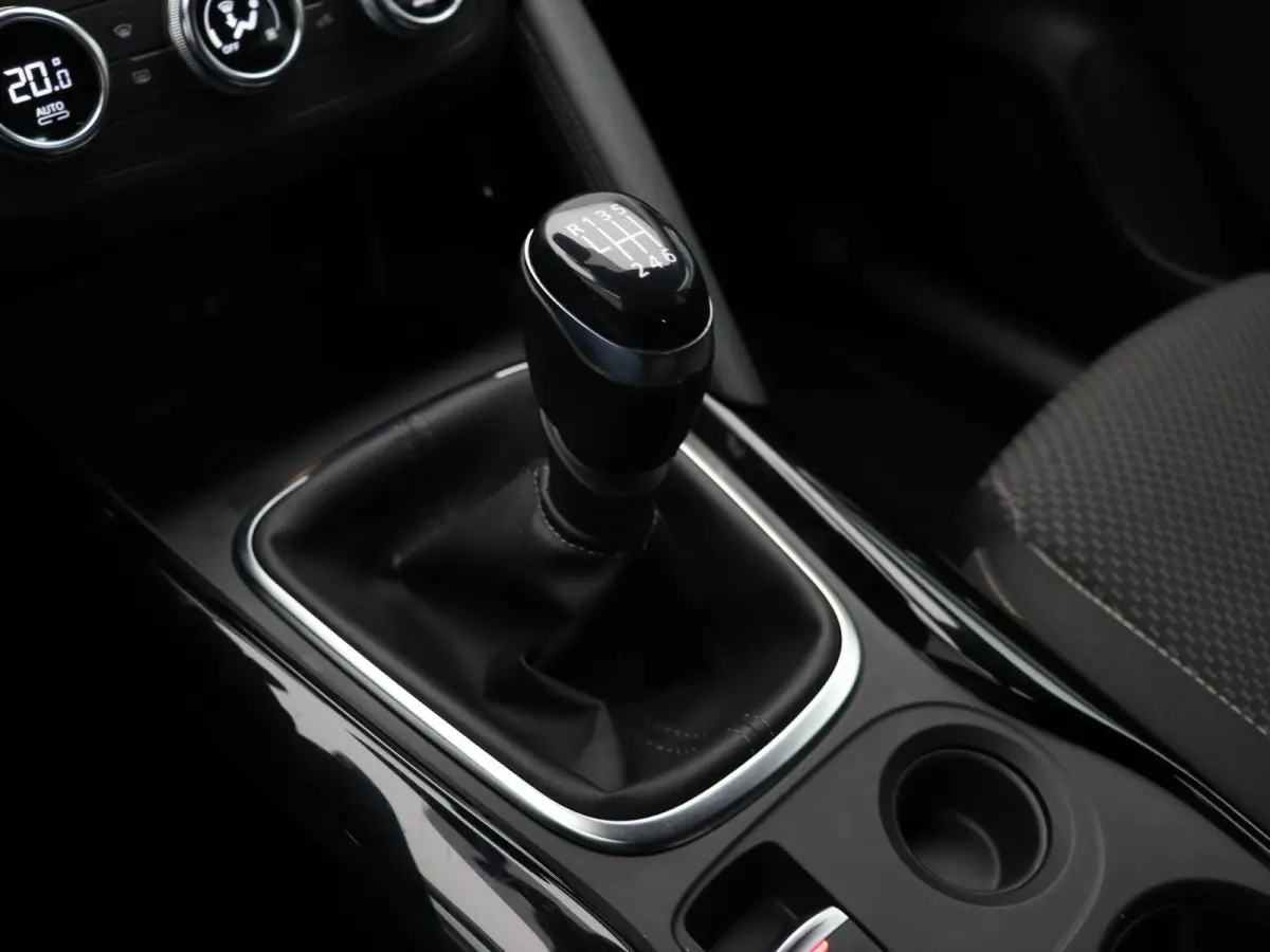 1.3 TCe Equilibre | Dealer onderhouden | Trekhaak 1500kg geremd | Apple Carplay & Android Auto |
