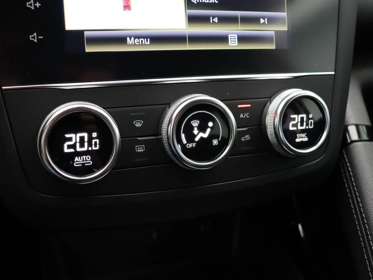 1.3 TCe Equilibre | Dealer onderhouden | Trekhaak 1500kg geremd | Apple Carplay & Android Auto |
