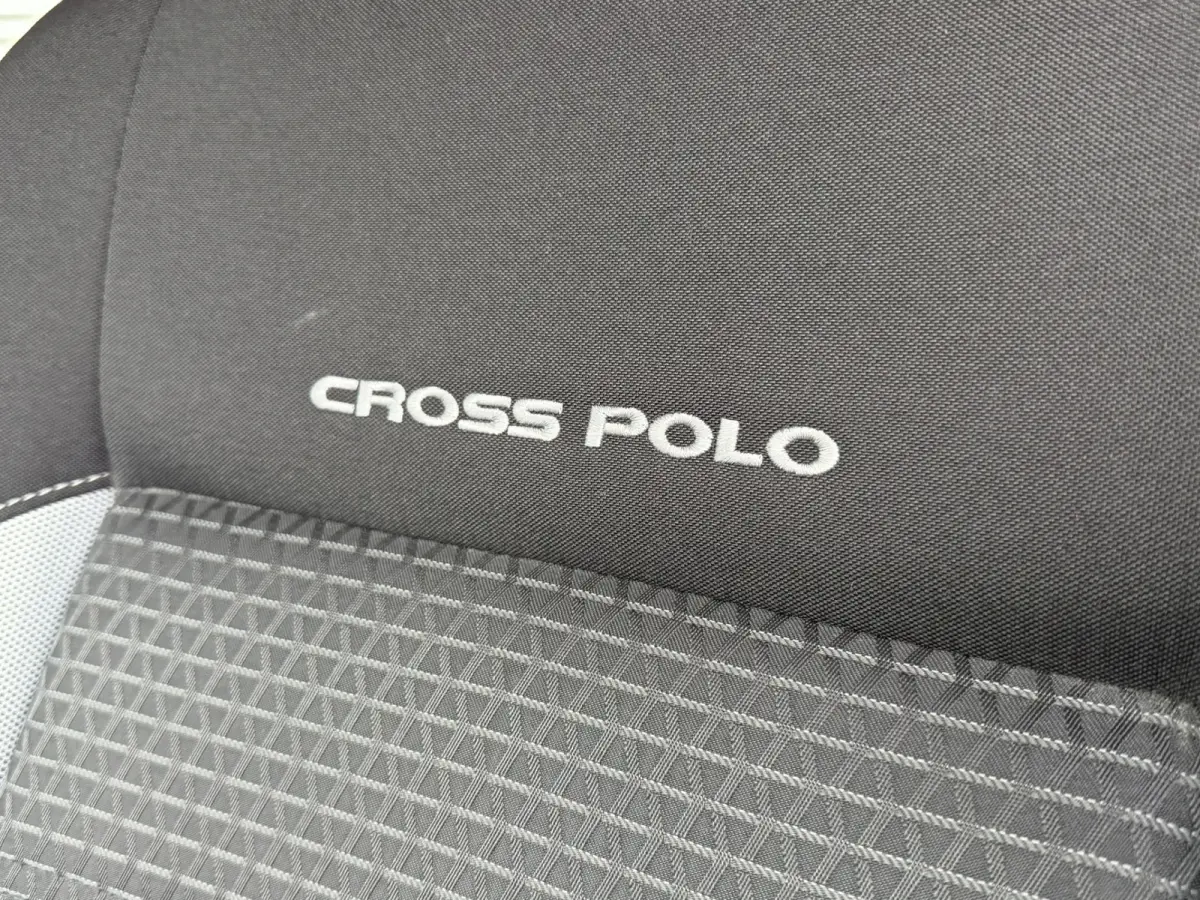 1.2 TSI 90 PK Automaat CrossPolo Comfortline Connected Series Navigatie Climate Control LMV PDC