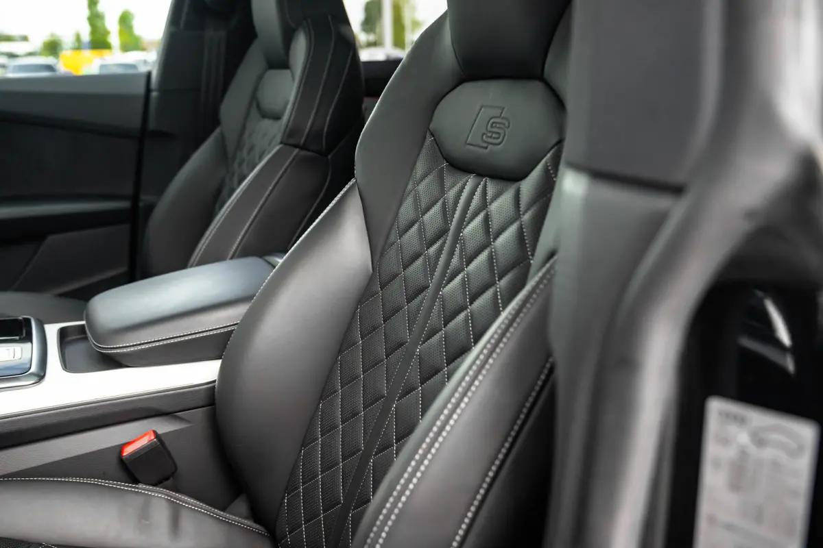 60 TFSI e quattro Pro Line S Competition ABT Aero Package | Panoramadak | Trekhaak | Remote Park | Massage | Bang & Olufsen | Stoelventilatie |