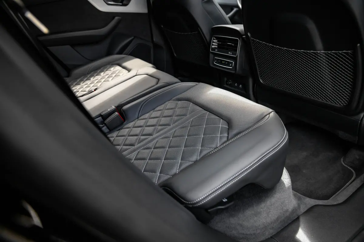 60 TFSI e quattro Pro Line S Competition ABT Aero Package | Panoramadak | Trekhaak | Remote Park | Massage | Bang & Olufsen | Stoelventilatie |