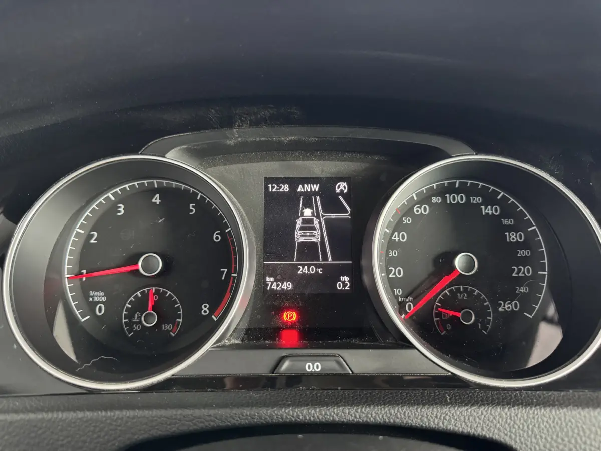 1.0 TSI Highline ACC Navigatie Stoelverwarming