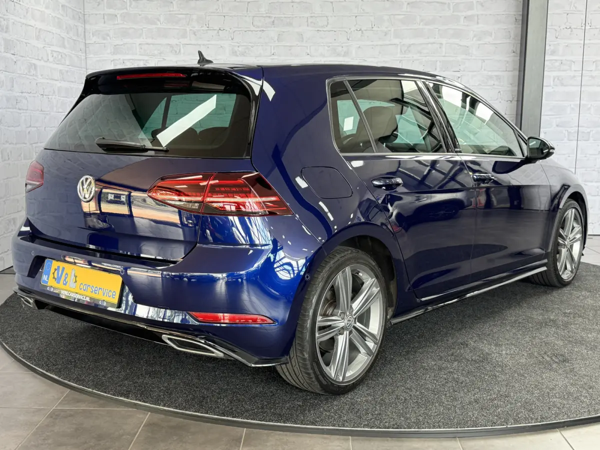 1.0 TSI Highline ACC Navigatie Stoelverwarming