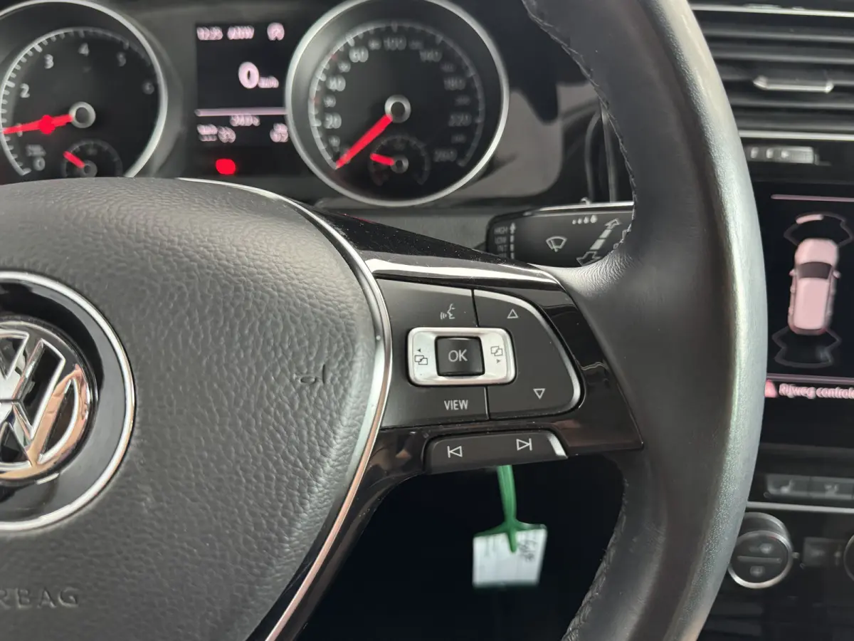 1.0 TSI Highline ACC Navigatie Stoelverwarming