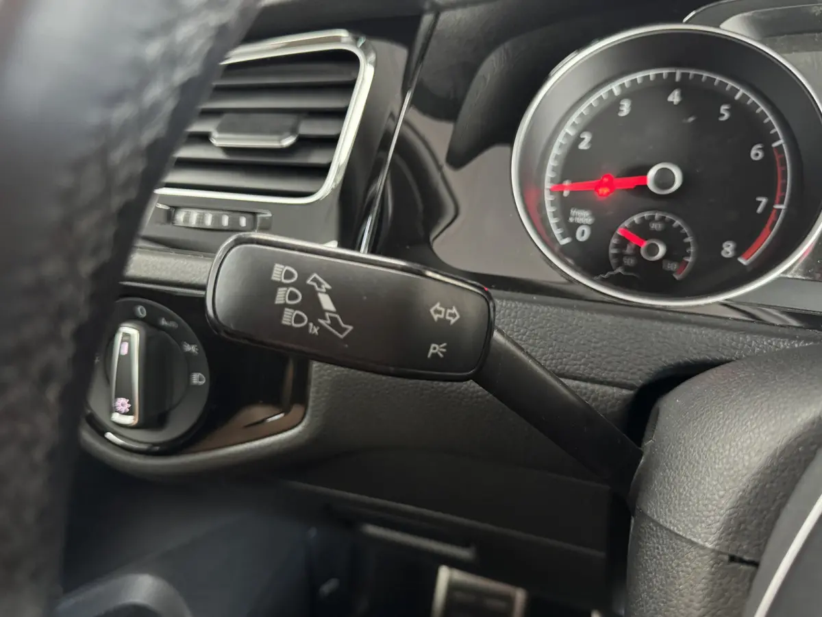1.0 TSI Highline ACC Navigatie Stoelverwarming