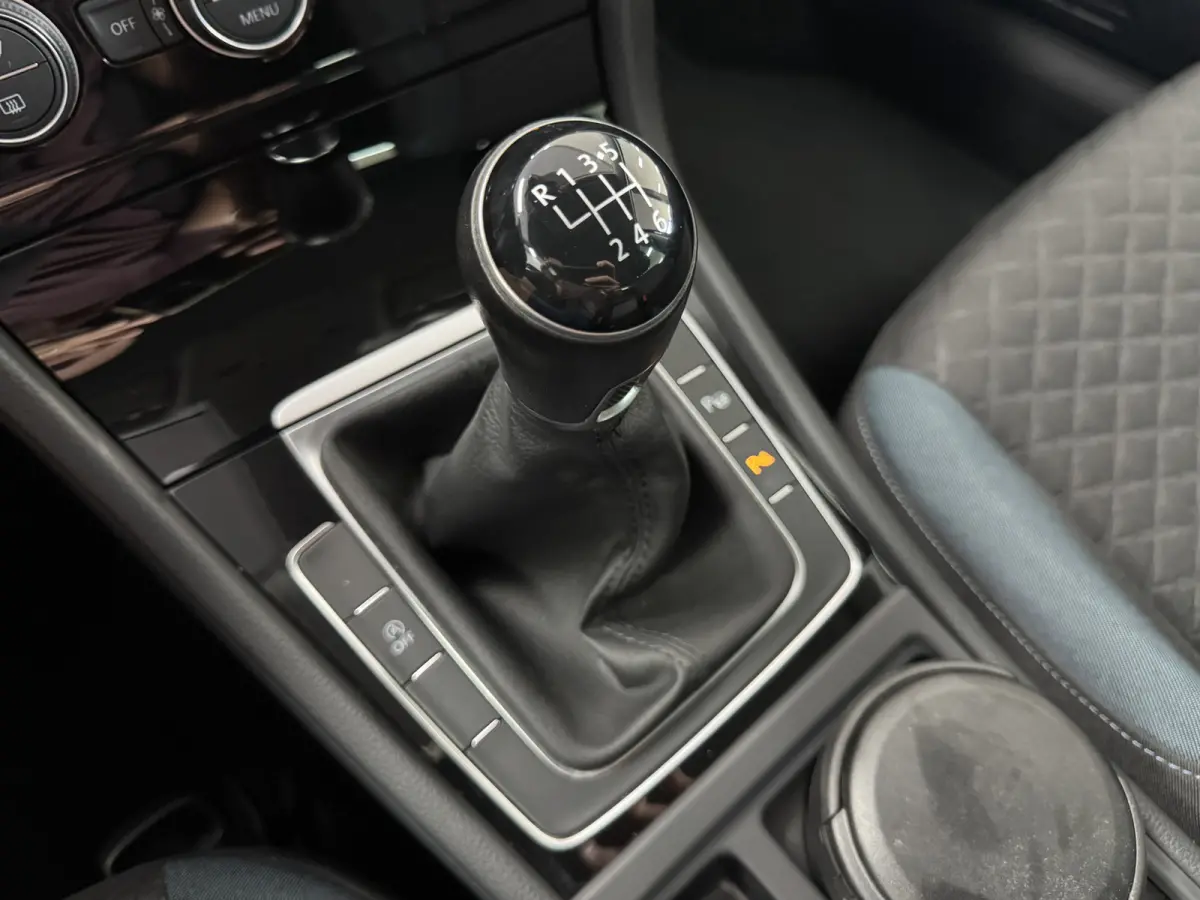 1.0 TSI Highline ACC Navigatie Stoelverwarming