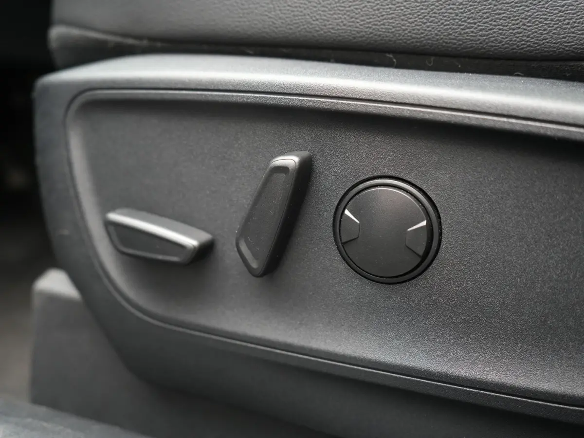 2.5 Titanium X PHEV 225pk Dealer O.H. | Panodak | Adaptive Cruise | 360 Camera | Blis | Bang & Olufsen | Head Up | Sportstoelen Verwarmd | Pilot Assist | Keyless | Apple Carplay | Navigatie 
