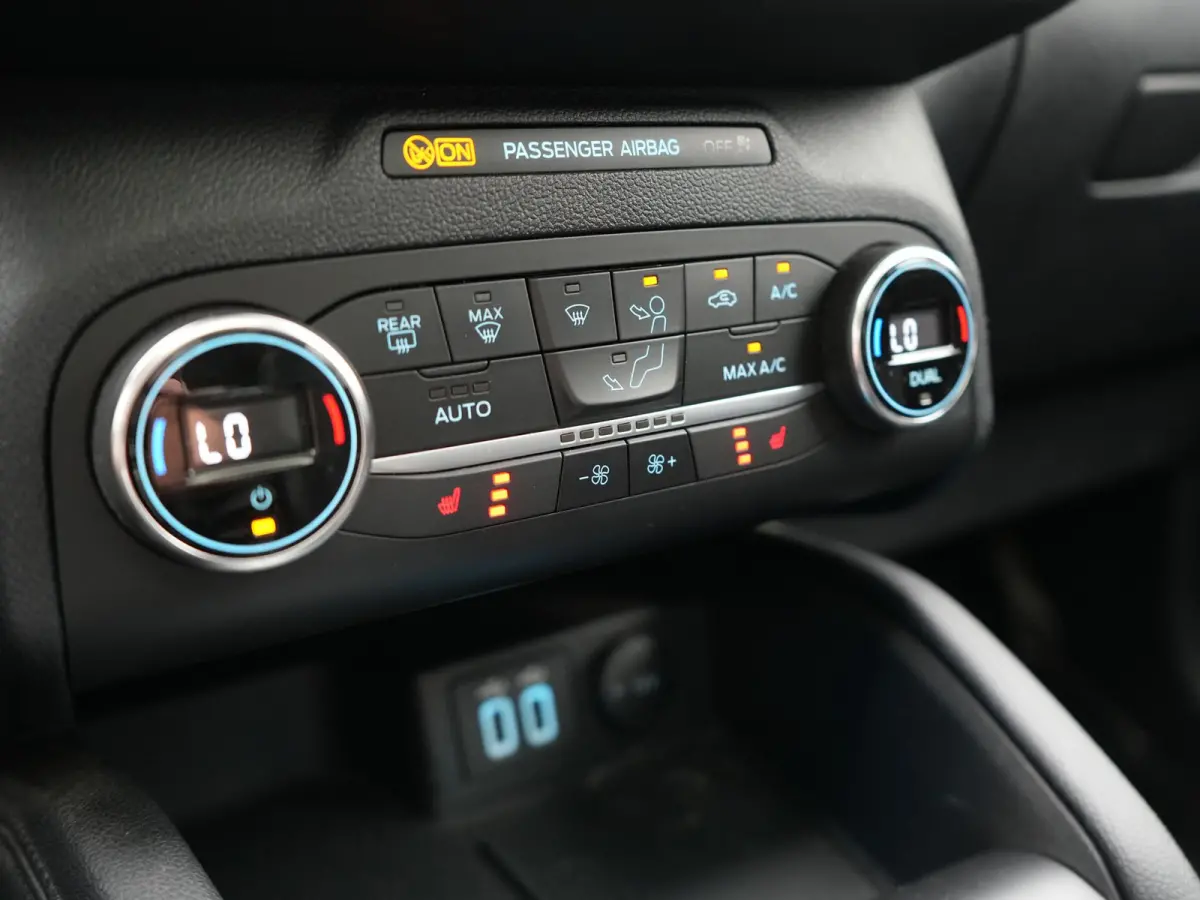 2.5 Titanium X PHEV 225pk Dealer O.H. | Panodak | Adaptive Cruise | 360 Camera | Blis | Bang & Olufsen | Head Up | Sportstoelen Verwarmd | Pilot Assist | Keyless | Apple Carplay | Navigatie 