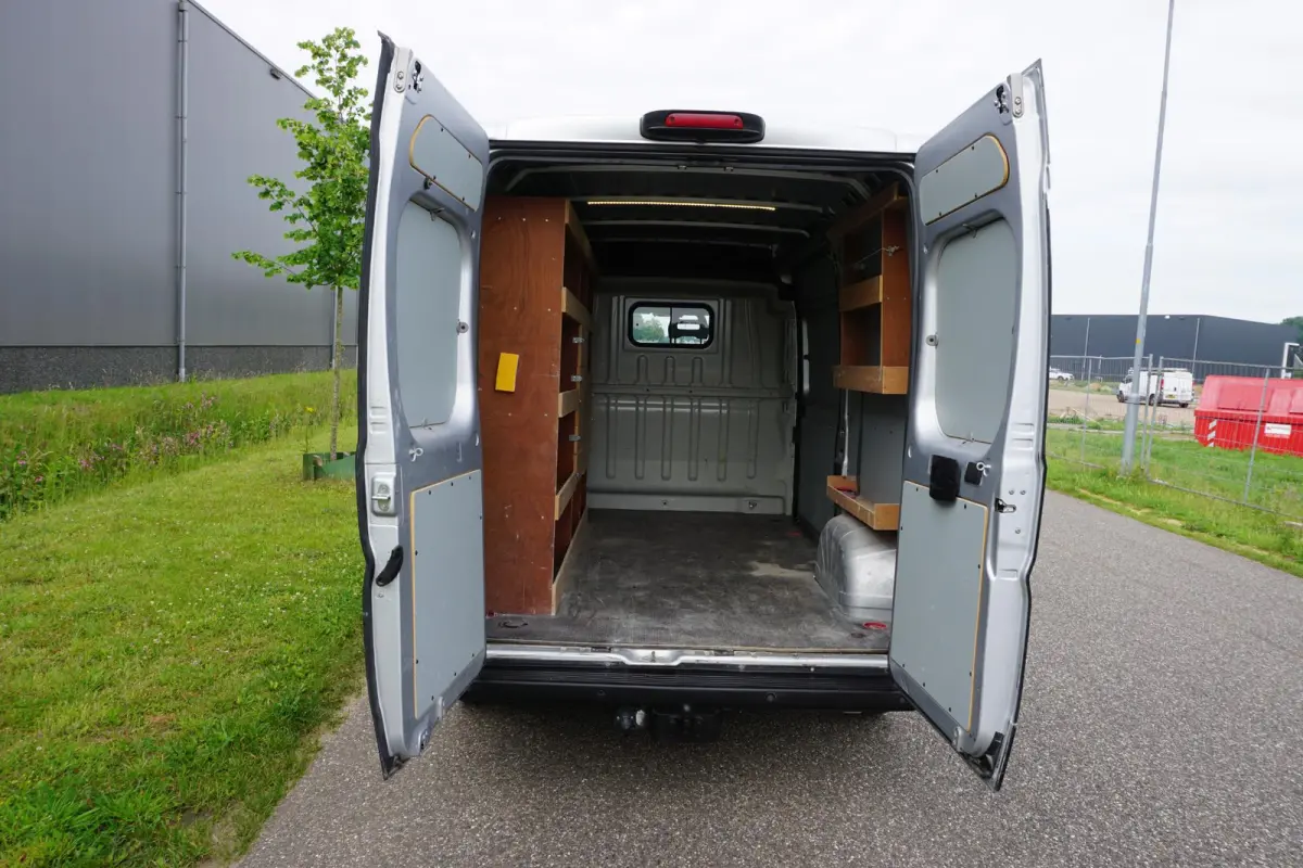 35 2.0 BlueHDi L2H2 In Topstaat |1e eigenaar |EURO6 |3500 KG |Metallic |Camera |Cruise |Navi |Climate control |Trekhaak |163 pk |BPM vrij!