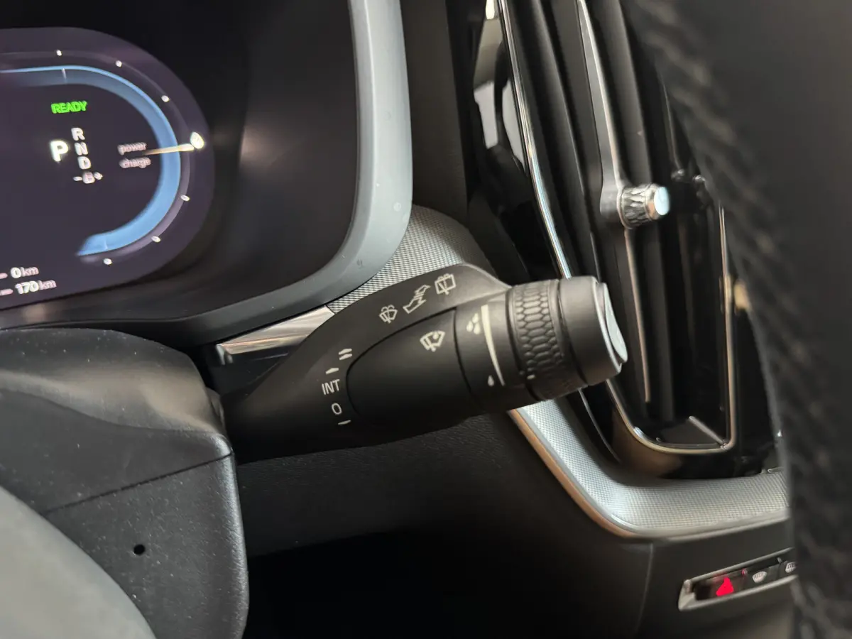 2.0 T6 Plug-in hybrid AWD Plus Dark Pano Trekhaak ACC