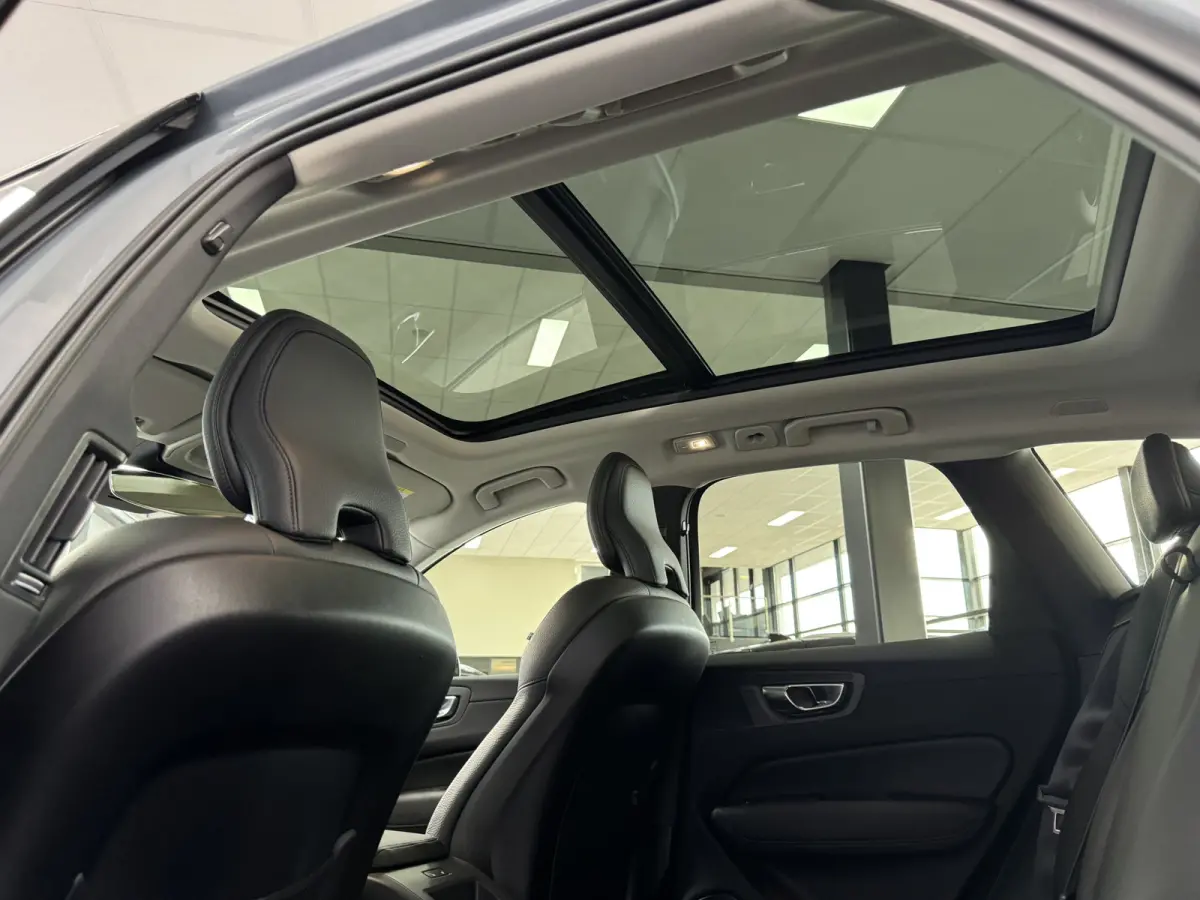 2.0 T6 Plug-in hybrid AWD Plus Dark Pano Trekhaak ACC