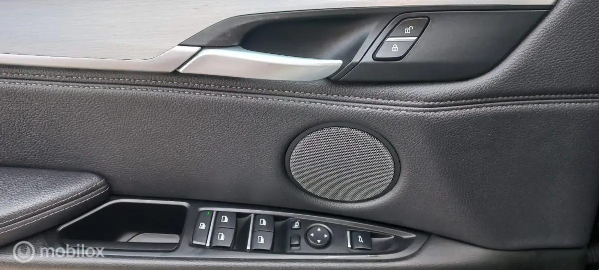 xDrive30d/VAN/GRIJSKENTEKEN/MARGE