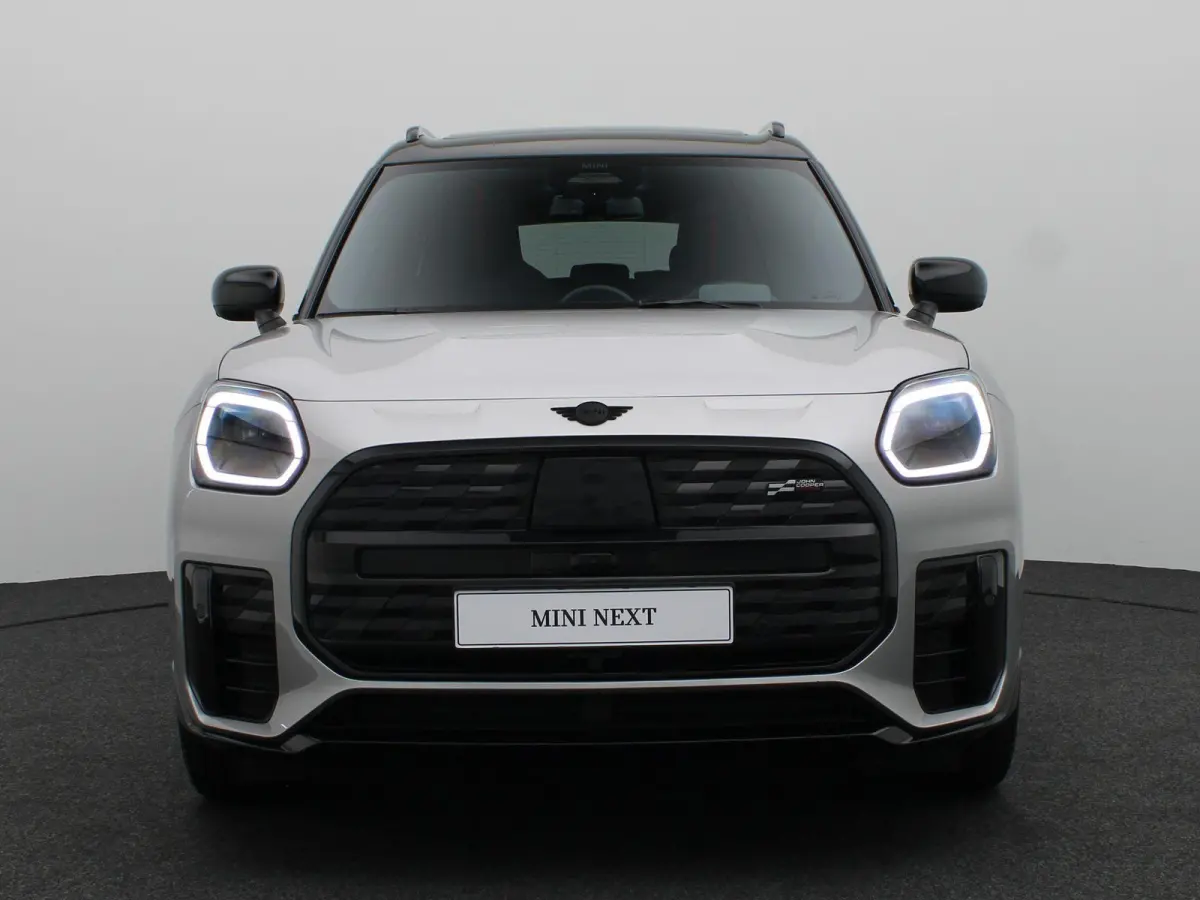 John Cooper Works ALL4 + Pakket L + John Cooper Works Uitvoering + 19" John Cooper Works Runway Spoke black