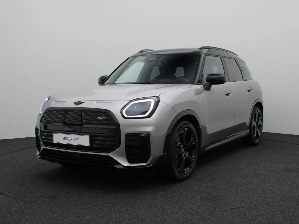 John Cooper Works ALL4 + Pakket L + John Cooper Works Uitvoering + 19" John Cooper Works Runway Spoke black
