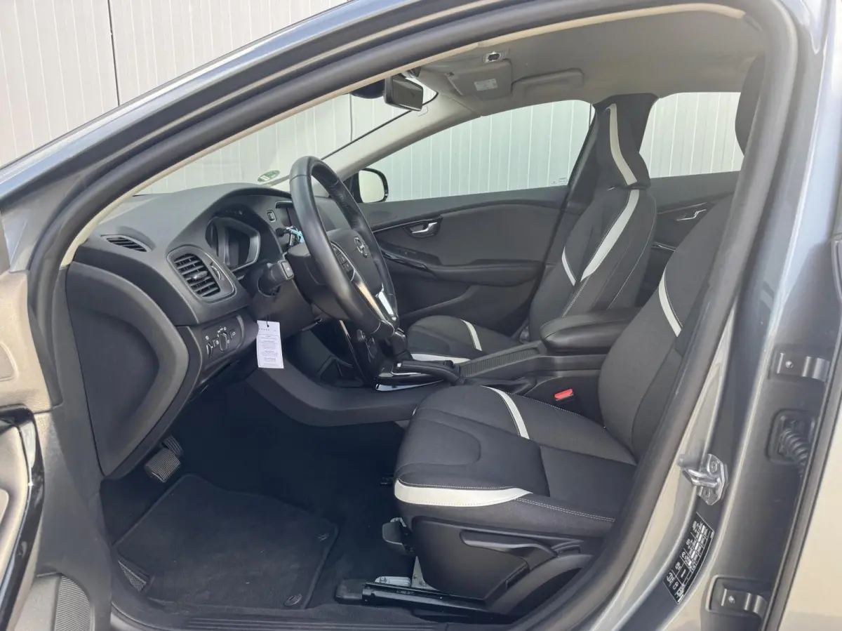 1.5 T3 Dynamic Edition|Navi|Trekhaak|NL-Auto
