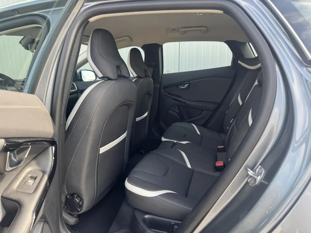 1.5 T3 Dynamic Edition|Navi|Trekhaak|NL-Auto