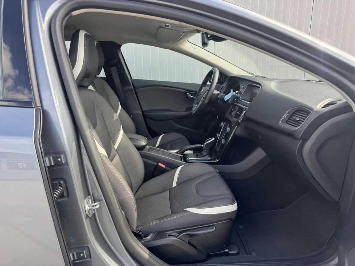 1.5 T3 Dynamic Edition|Navi|Trekhaak|NL-Auto