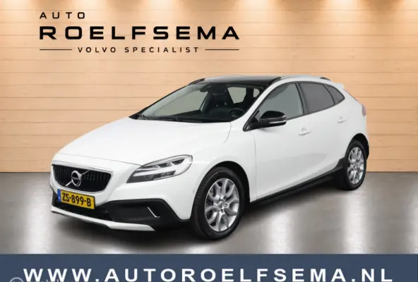 1.5 T3 Polar+ Luxury | Panoaramdak | Keyless | Verwarmbare voorstoelen | Lederen bekleding | Camera | DAB | PDC Voor en achter