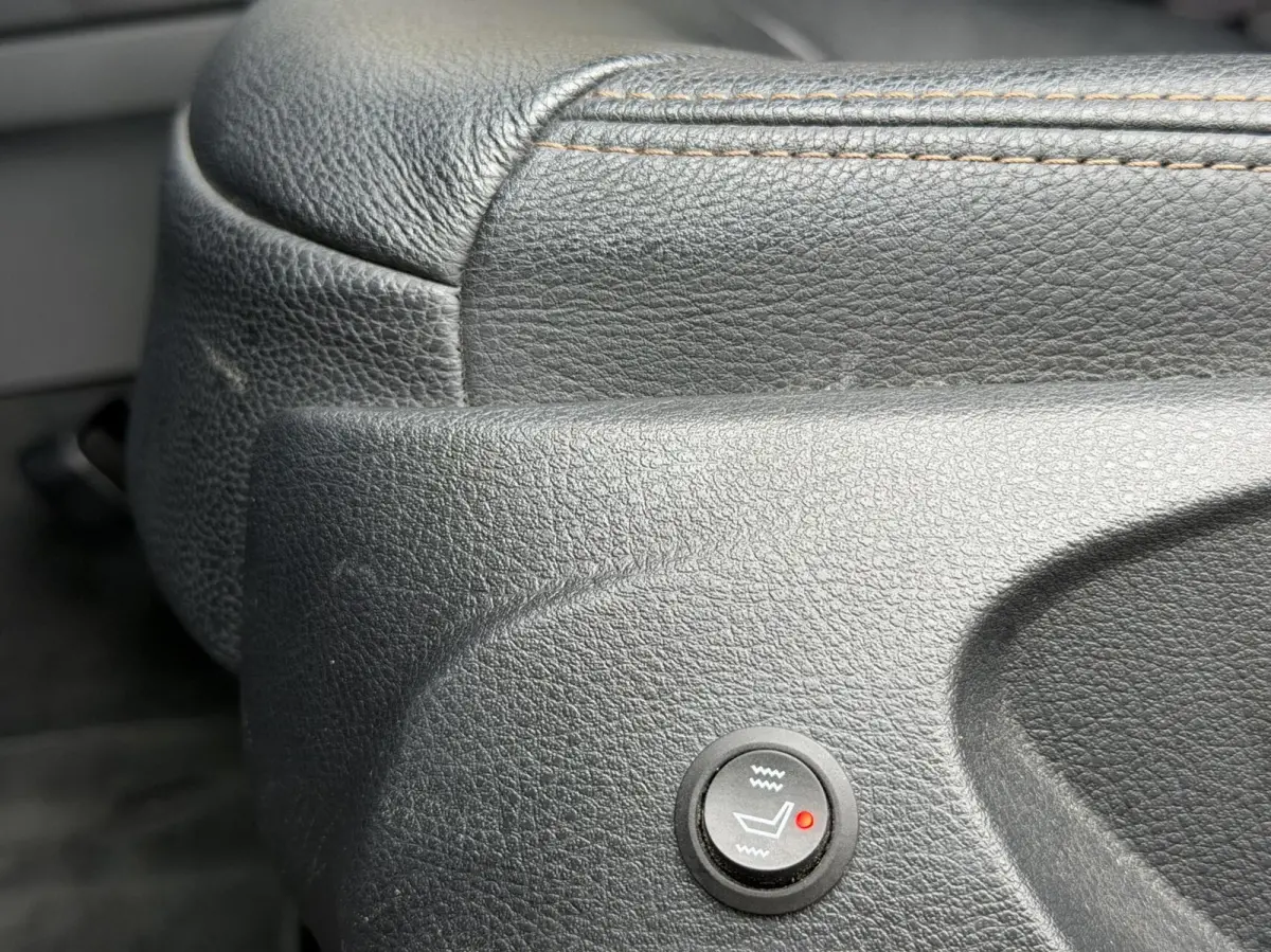 30 TFSI Pro Line Lederen bekleding | Stoelverwarming | 18 inch lichtmetalen velgen | Bi-xenon verlichting | Airconditioning | Cruise control | Navigatiesysteem | Parkeersensoren achter
