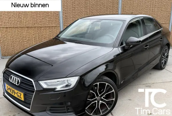 30 TFSI Pro Line Lederen bekleding | Stoelverwarming | 18 inch lichtmetalen velgen | Bi-xenon verlichting | Airconditioning | Cruise control | Navigatiesysteem | Parkeersensoren achter