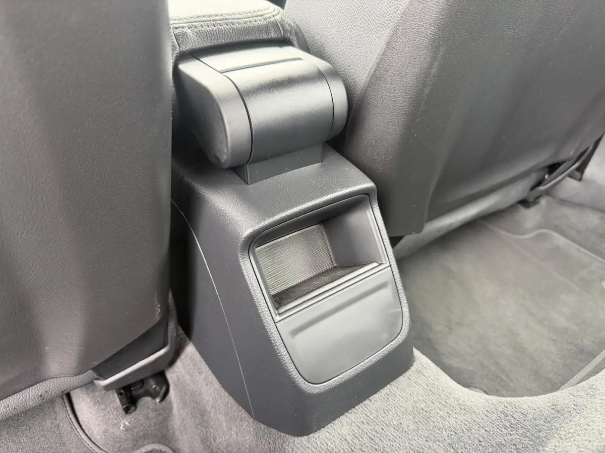 30 TFSI Pro Line Lederen bekleding | Stoelverwarming | 18 inch lichtmetalen velgen | Bi-xenon verlichting | Airconditioning | Cruise control | Navigatiesysteem | Parkeersensoren achter
