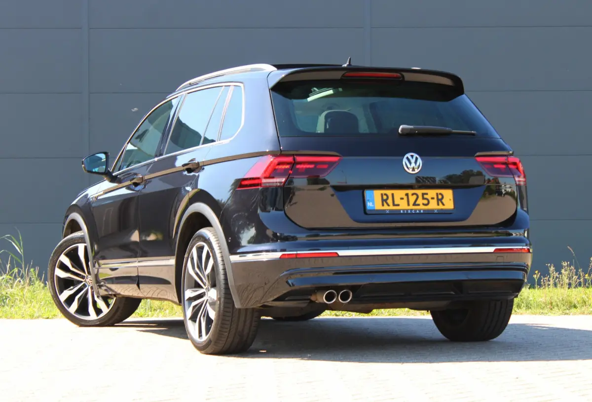 1.4 TSI ACT Highline R-Line Automaat Panodak Trekhaak 1eEigenaar