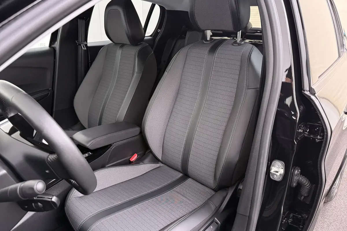 EV Allure 50 kWh 94%SOH Camera Carplay Half-Leder Climate
