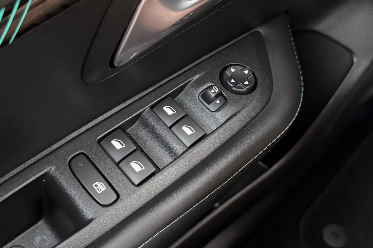 EV Allure 50 kWh 94%SOH Camera Carplay Half-Leder Climate