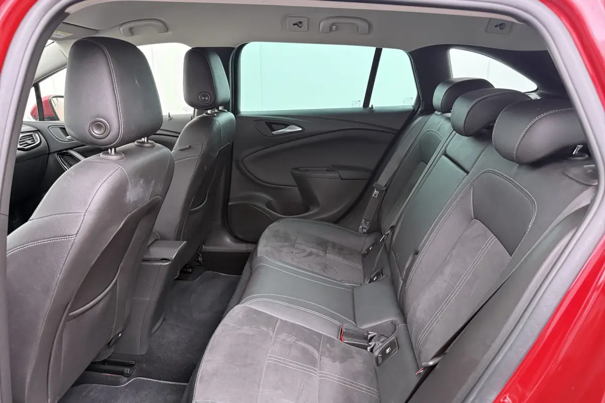 1.2 131 PK Elegance Half-Leder Carplay Dodehoek