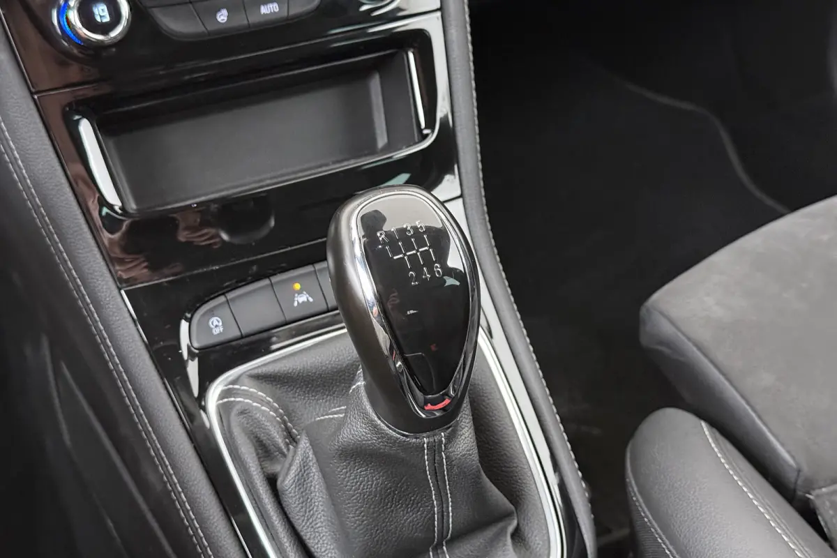 1.2 131 PK Elegance Half-Leder Carplay Dodehoek