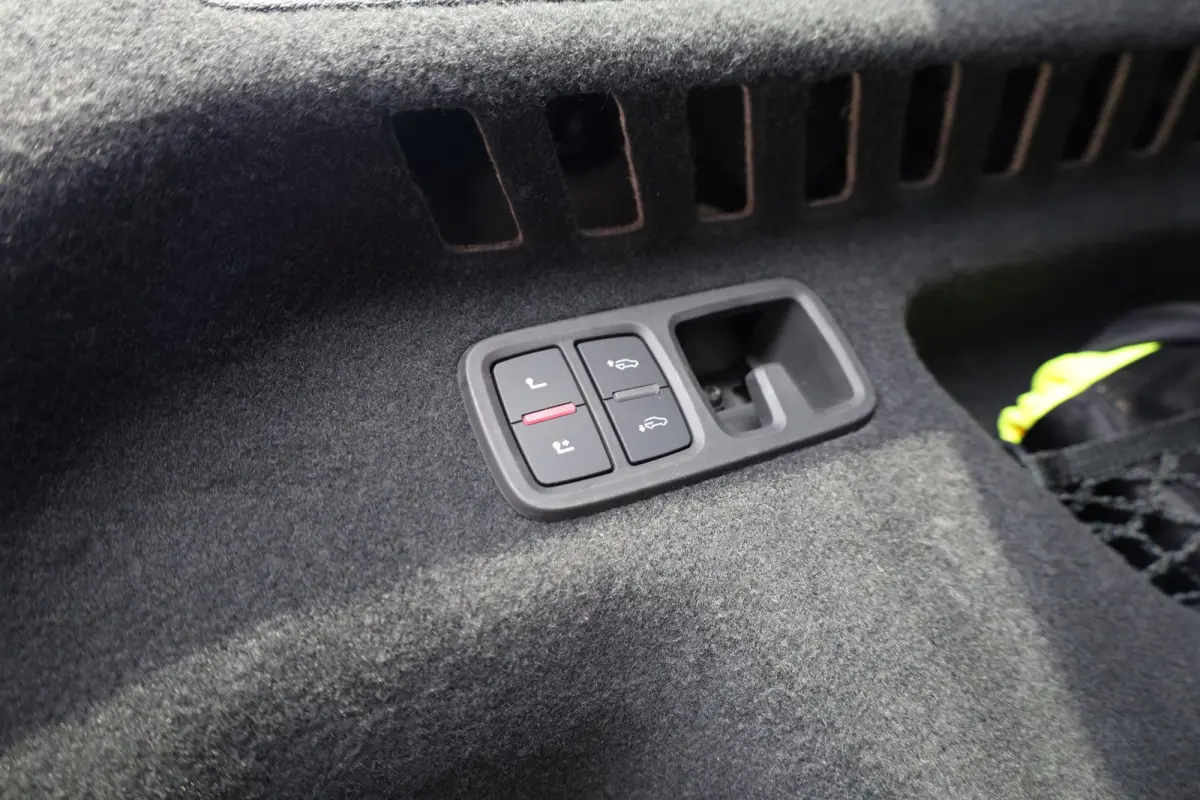 4.0 TFSI RS Q8 quattro |Pano |Keramisch |Carbon Intr/Extr. |B&O |HUD |Softclose |Stoelventilatie/Massage |360°