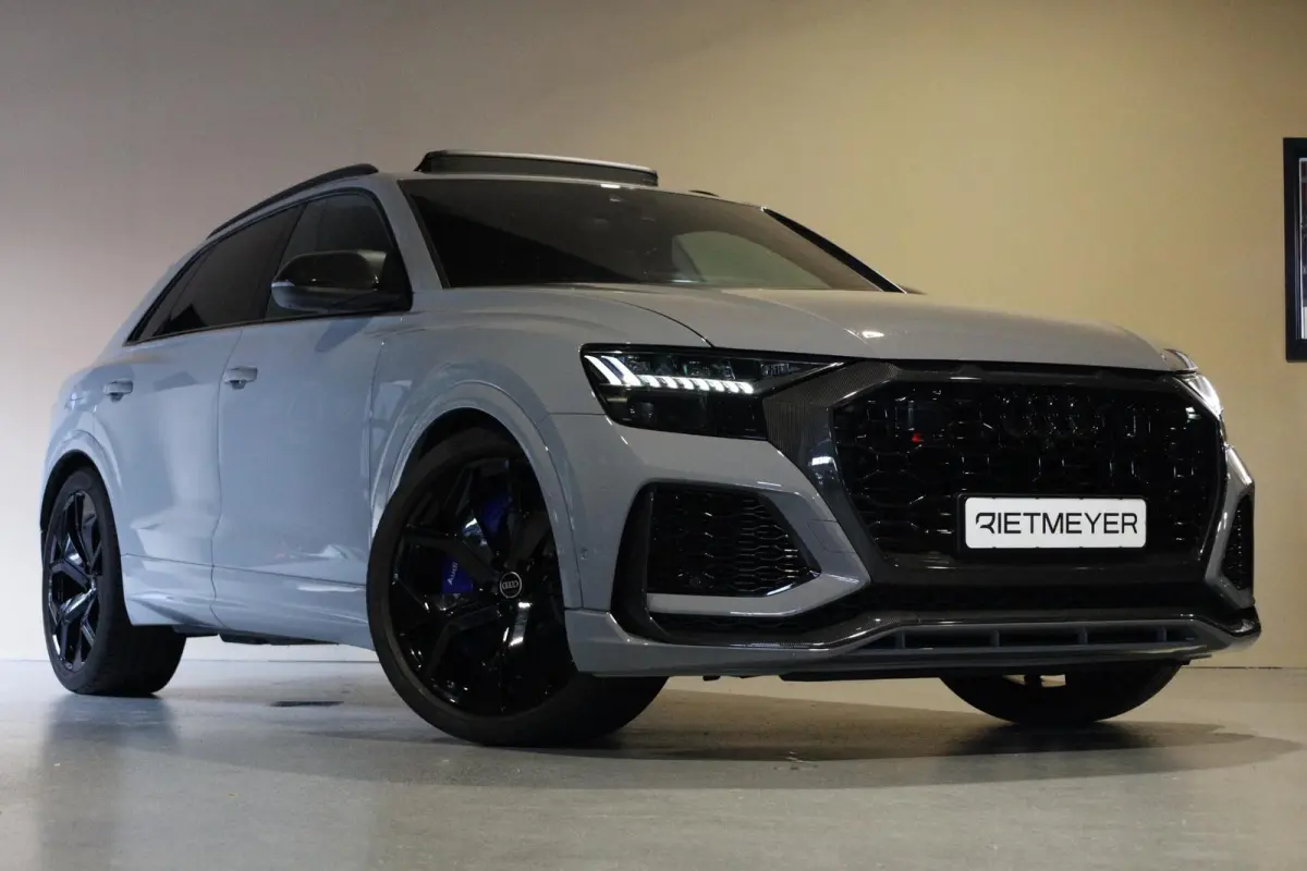 4.0 TFSI RS Q8 quattro |Pano |Keramisch |Carbon Intr/Extr. |B&O |HUD |Softclose |Stoelventilatie/Massage |360°