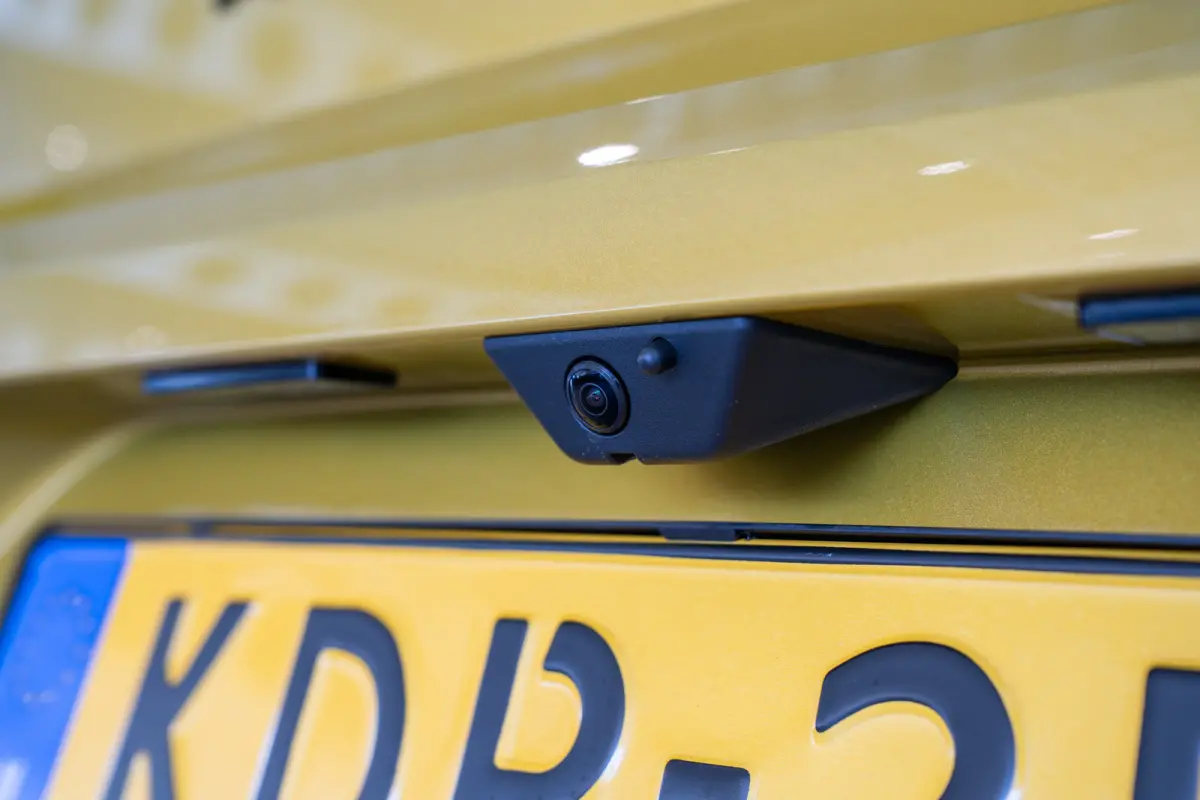 1.6 Turbo Plug In Hybrid Ultimate | Schuif-Kanteldak | Suede Bekleding | Camera | Navigatie | Head-Up | Verwarmde Stoelen | LED |