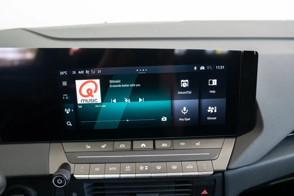 1.6 Turbo Plug In Hybrid Ultimate | Schuif-Kanteldak | Suede Bekleding | Camera | Navigatie | Head-Up | Verwarmde Stoelen | LED |