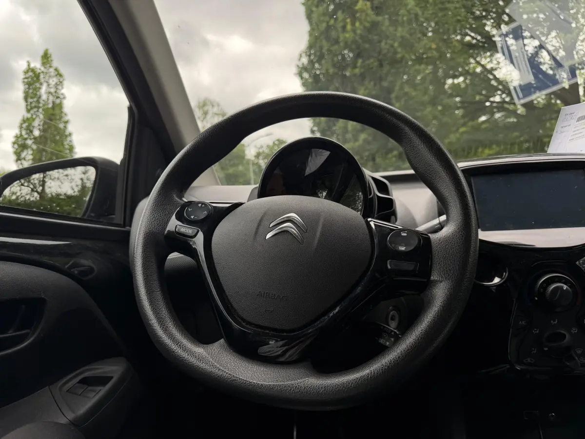 1.0VTi Millenium 5drs | Carplay | Camera | 1e eig