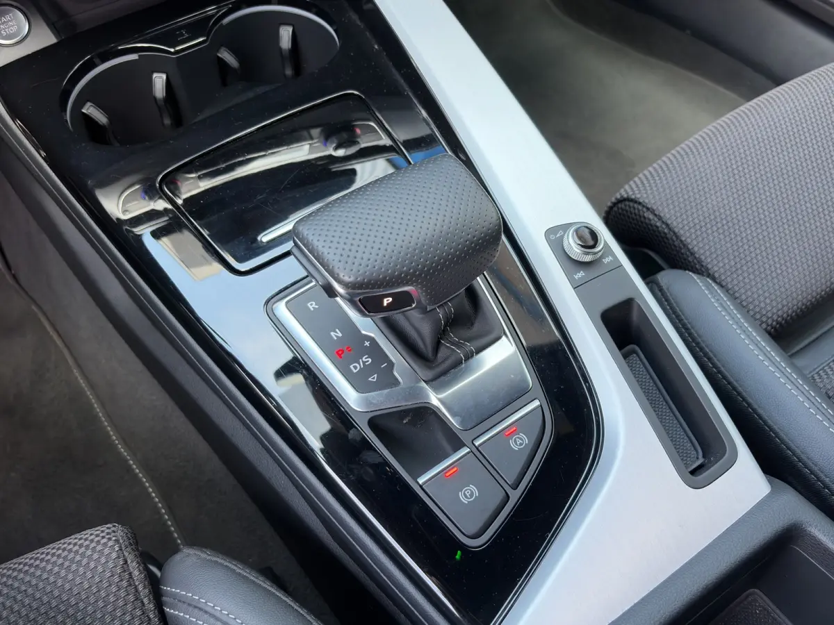 35 TFSI S-Line Competition | Stoelverwarming | Cruise Control | 18 inch | Apple Carplay | Climate Control