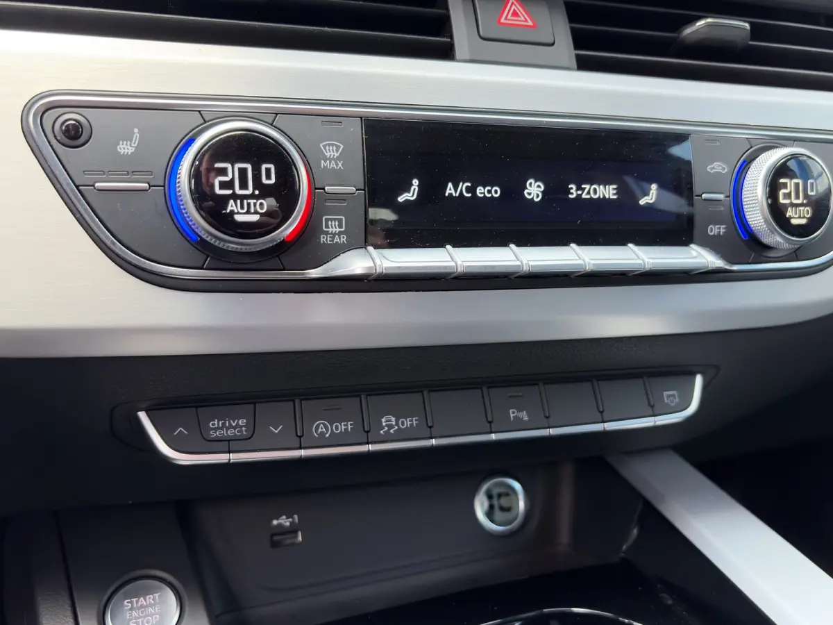 35 TFSI S-Line Competition | Stoelverwarming | Cruise Control | 18 inch | Apple Carplay | Climate Control