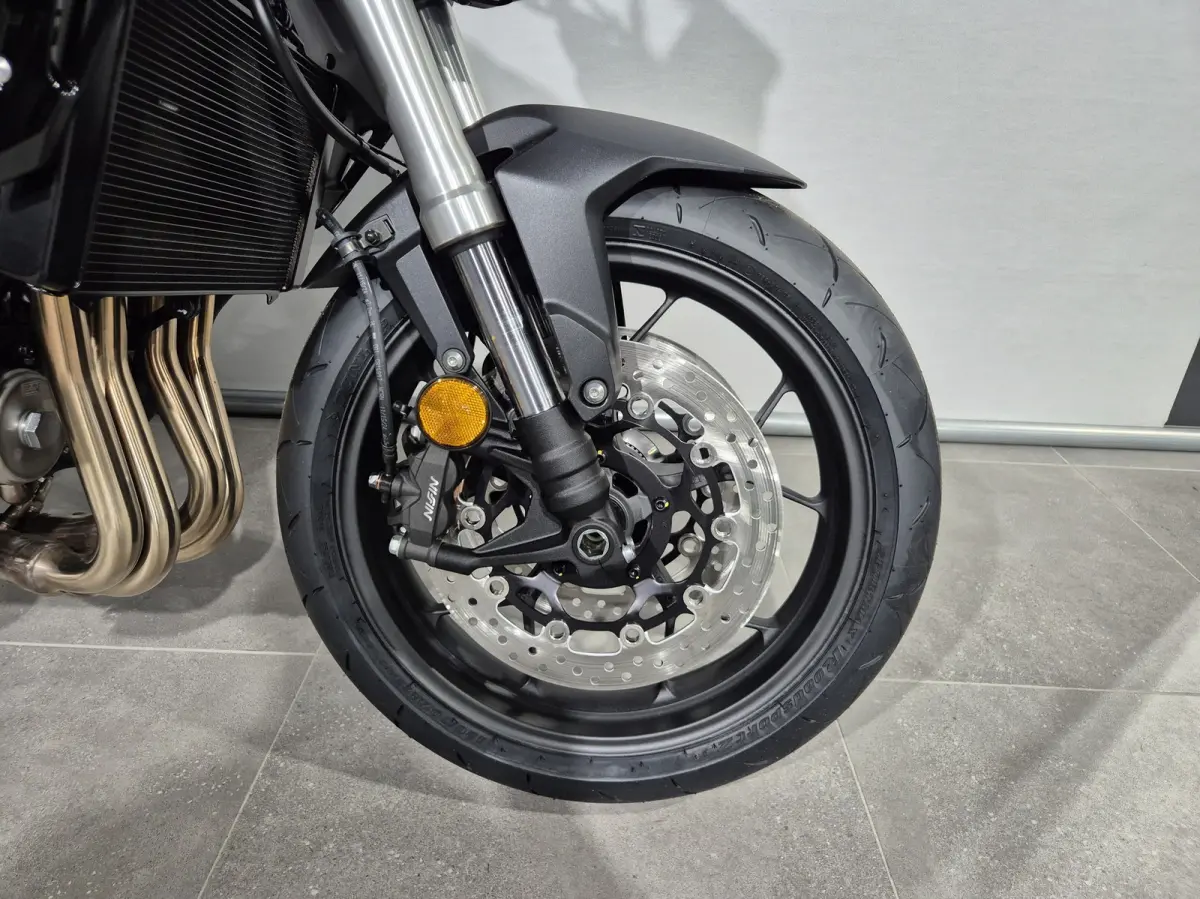 CB 1000 HORNET