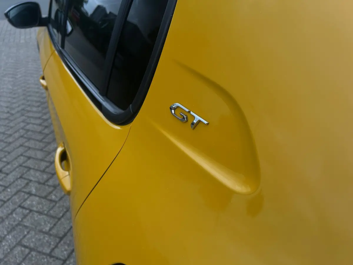 1.2 PureTech GT 130pk! | Pano | Cruise Control | Stoelverwarming | CarPlay | Leder |