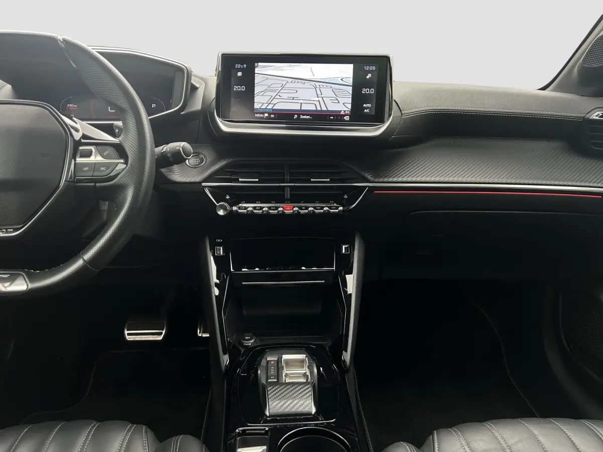 1.2 PureTech GT 130pk! | Pano | Cruise Control | Stoelverwarming | CarPlay | Leder |