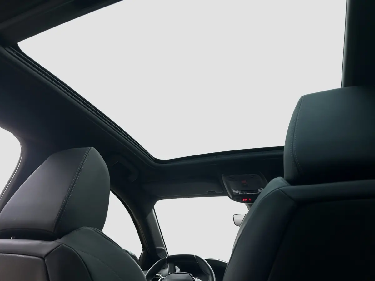 1.2 PureTech GT 130pk! | Pano | Cruise Control | Stoelverwarming | CarPlay | Leder |
