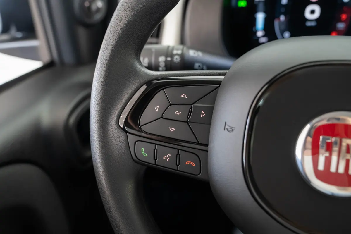 1.0 Hybrid | Tot 8 Jaar Garantie | Apple Carplay & Android Auto | Parkeersensoren | Cruise Controle | Airco | Bluetooth |