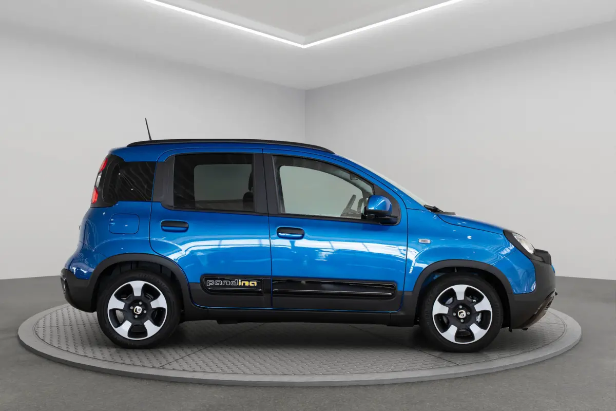 1.0 Hybrid | Tot 8 Jaar Garantie | Apple Carplay & Android Auto | Parkeersensoren | Cruise Controle | Airco | Bluetooth |