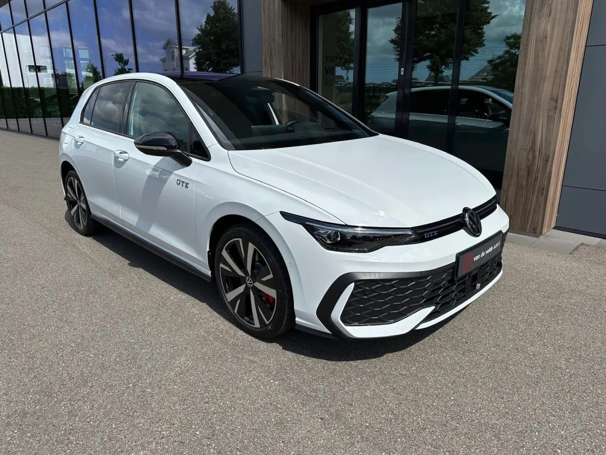 1.5 eHybrid GTE 272pk | Head up | Black Style | IQ light | 360 Camera | Rijklaar incl. garantie