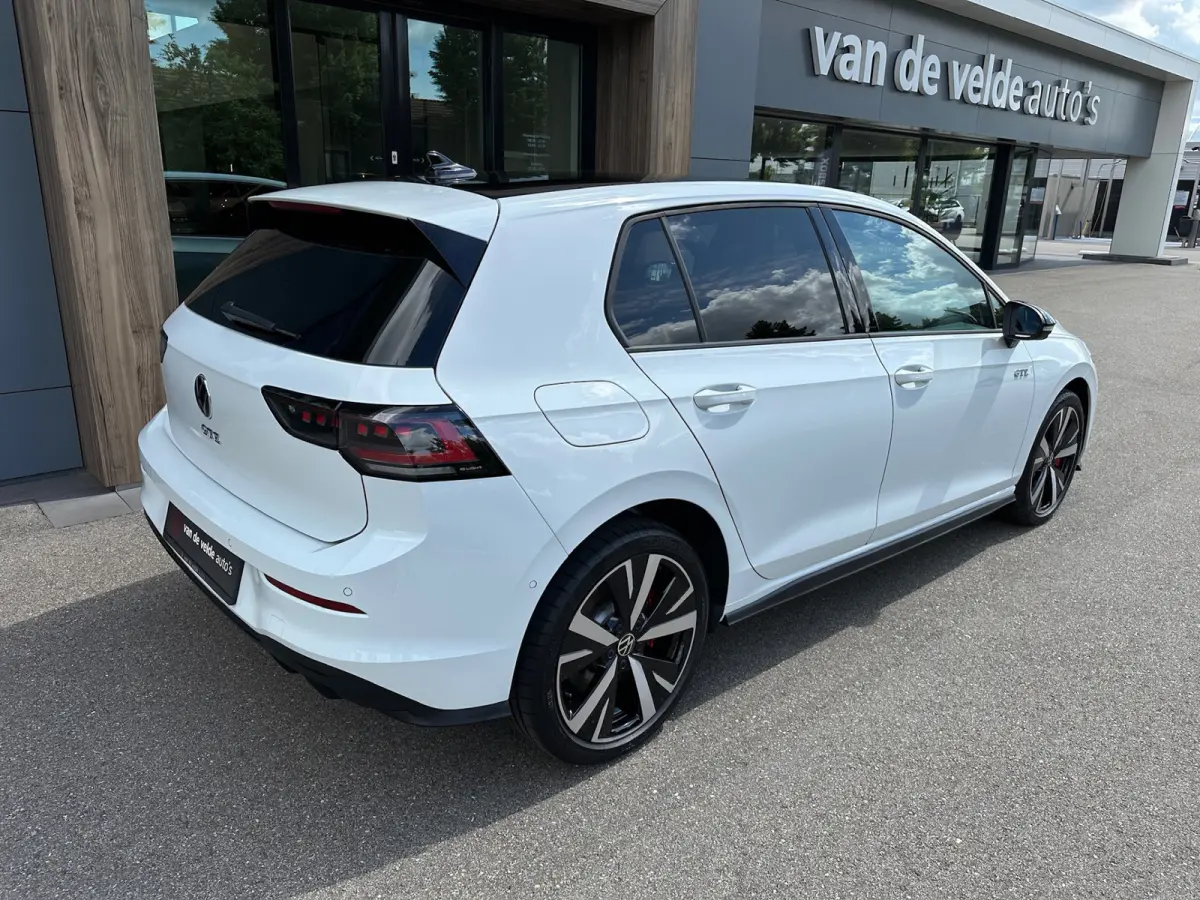 1.5 eHybrid GTE 272pk | Head up | Black Style | IQ light | 360 Camera | Rijklaar incl. garantie